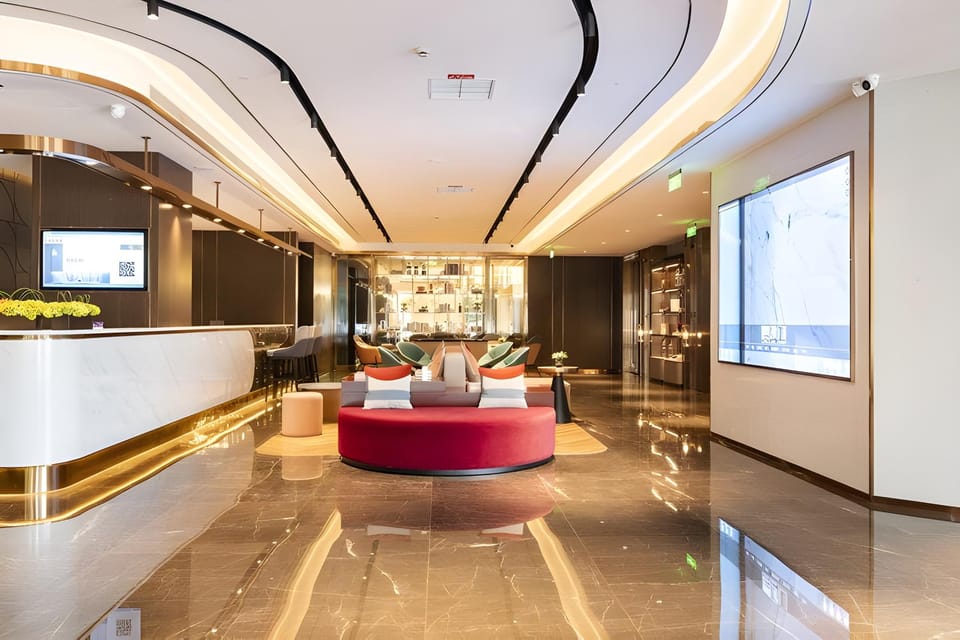 Yitel Collection Hangzhou West Lake Lakeside Nanshan Road Hotel in Hangzhou