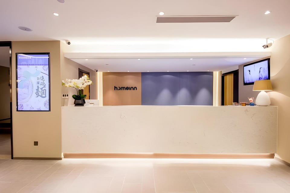 Home Inn Neo Hangzhou West Lake Jiefang Road Zhonghe Middle Road Hotel in Hangzhou