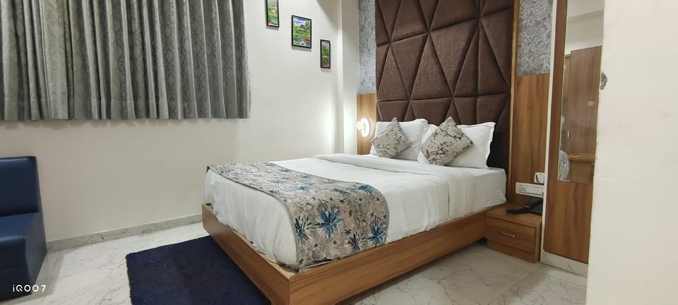 Hotel Primeland Villa, Gota Hotel in Ahmedabad