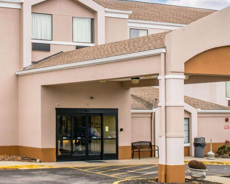Blankenbaker Inn By IHG Hotel in Jeffersontown