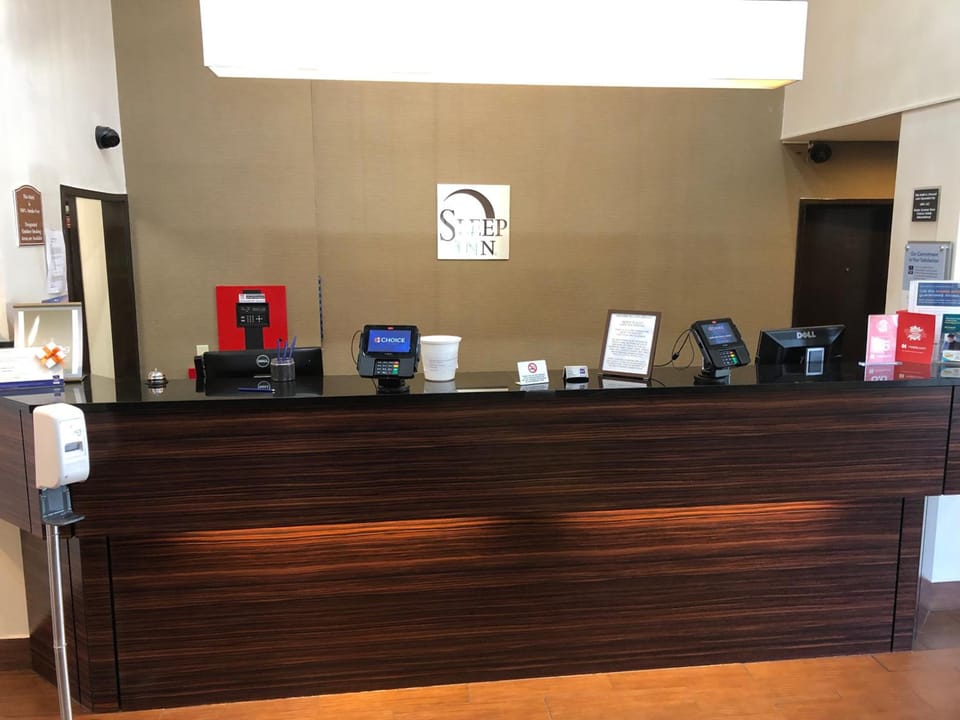 Blankenbaker Inn By IHG Hotel in Jeffersontown