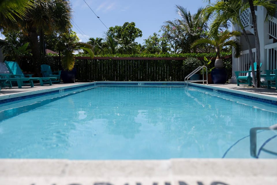 Palm Breeze Hotel Hotel in Lake Worth