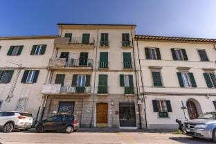 AwesHomeItaly - Pisa Park View Apartment Hotel in Pisa