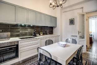 AwesHomeItaly - Cinque Terre Liberty Dream Hotel in La Spezia