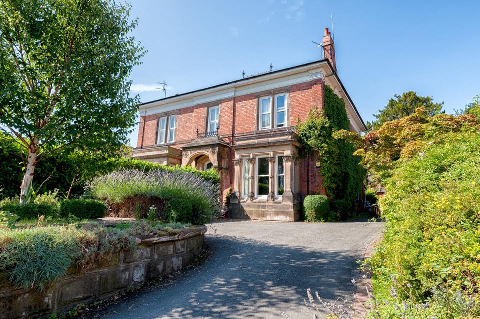 The Coach House Hotel in Derby