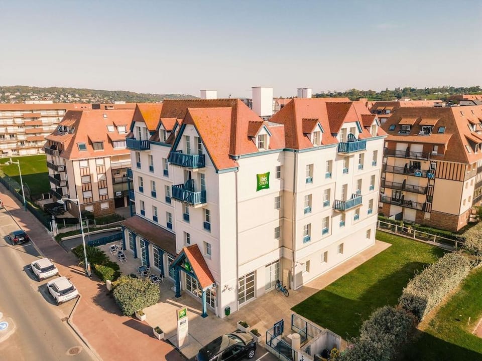Ibis Villers Plage Hotel in Normandy