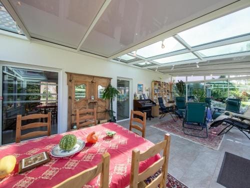 Chambre La Loire - Acces Handicape, WiFi, Animaux admis - FR-1-590-458 Hotel in Centre-Val de Loire
