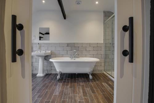 The Kings Arms Rooms Hotel in Tendring District