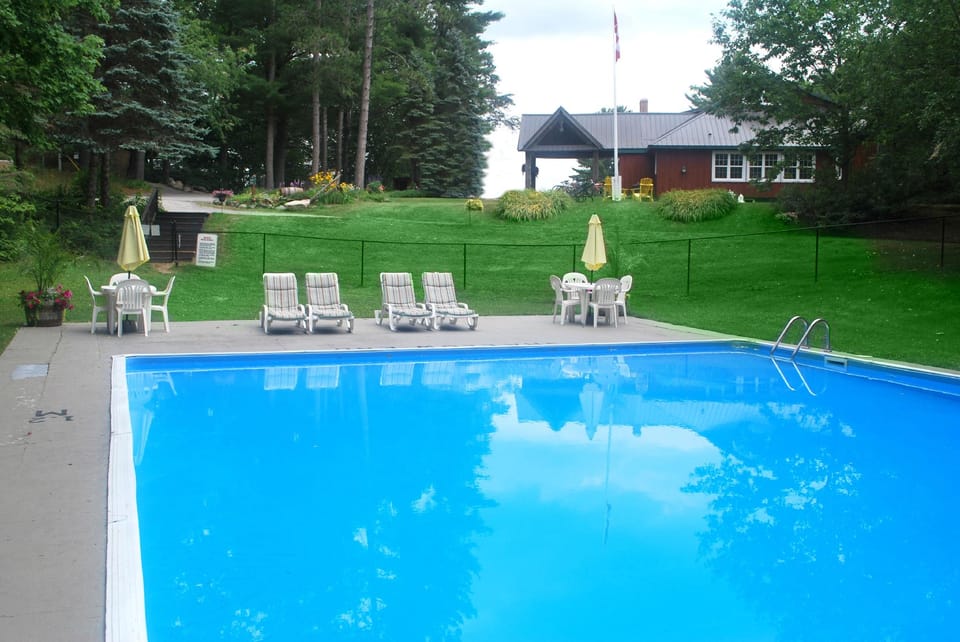Trillium Resort & Spa Lodge in Huntsville