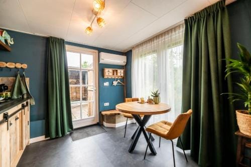 B&B de Gouwe Tijd, suite "Gouden Ginkgo" Hotel in Zeeland, Netherlands