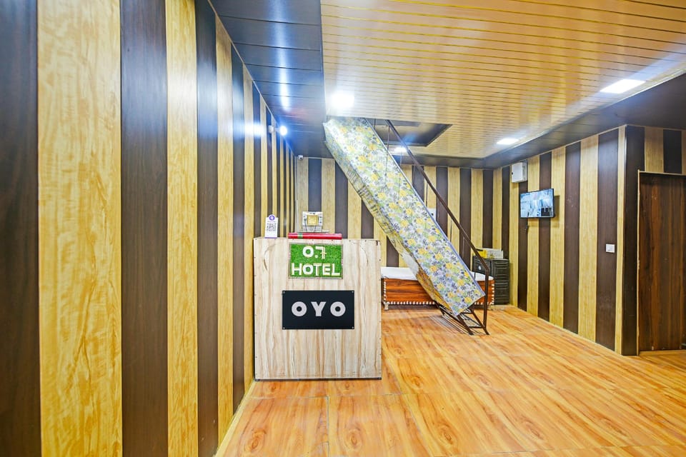 Hotel O HR 07 Hotel in Noida