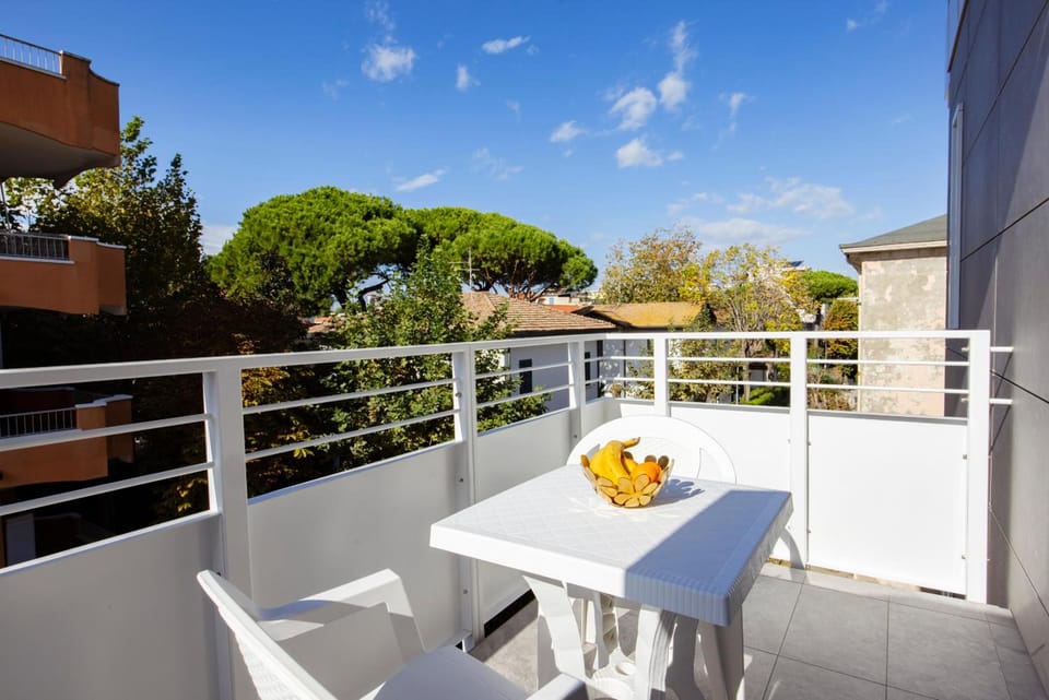 Apho Apartment Hotel Hotel in Rimini