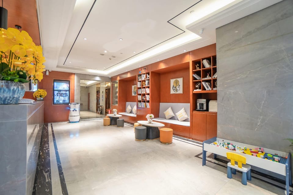 Yitel Hotel Chongqing Nanping Wanda Plaza Light Rail Station Hotel in China