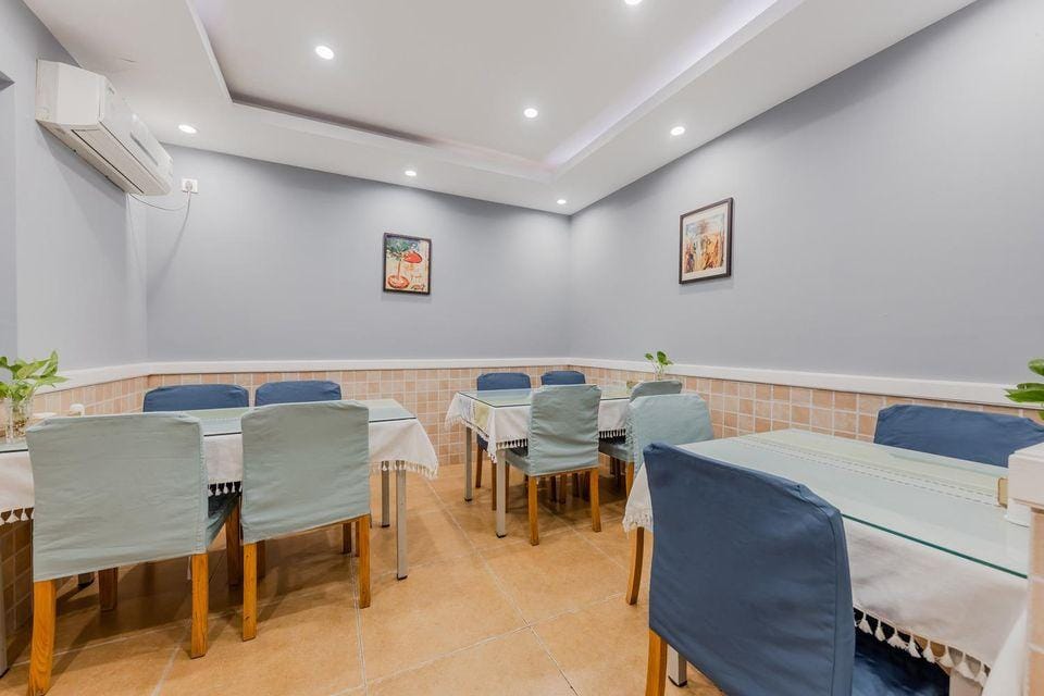 Home Inn Nanjing South Railway Station Shengtai West Road Cuipingshan Metro Station Hotel in Nanjing