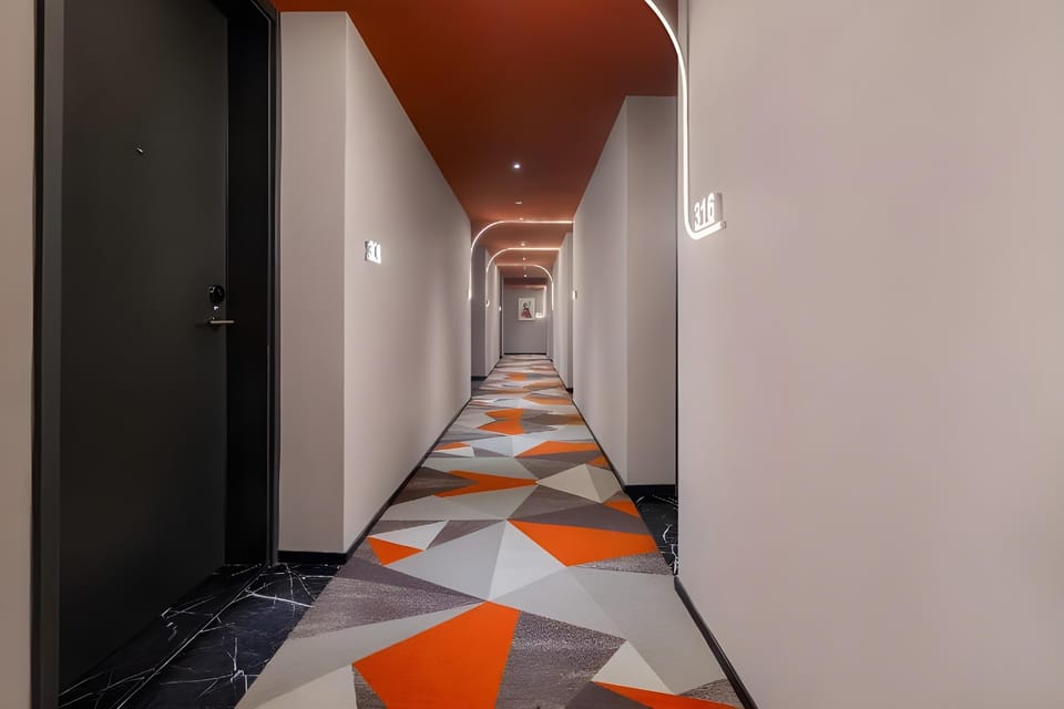 Yunik E-Sports Hotel Shanghai Yan'an West Road Hotel in Shanghai
