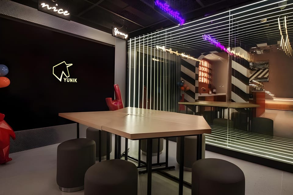 Yunik E-Sports Hotel Shanghai Yan'an West Road Hotel in Shanghai