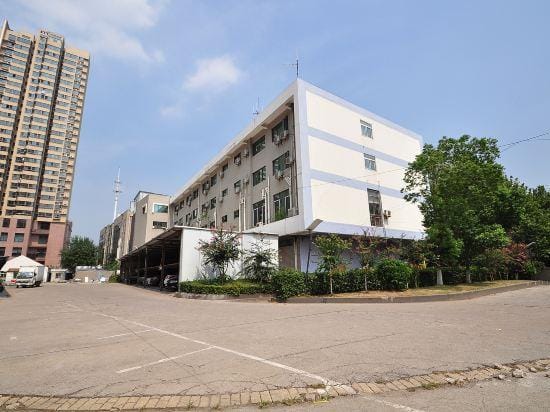 Home Inn Nanjing Yueyahu Yinchengdongyuan Hotel in Nanjing
