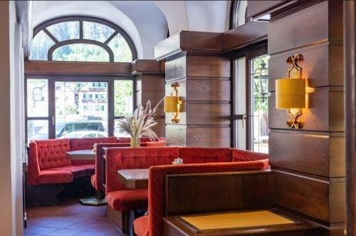 Cafe Zentral, Zimmer mit Fruhstuck Hotel in Carinthia, Austria