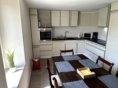 Helfant Luxembourg Deluxe Double Room 3 Hostel in Trier-Saarburg