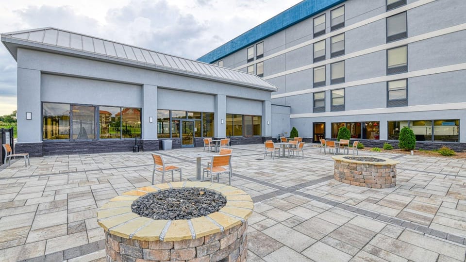Holiday Inn Express Hotel & Suites Pigeon Forge By IHG Hotel in Pigeon Forge
