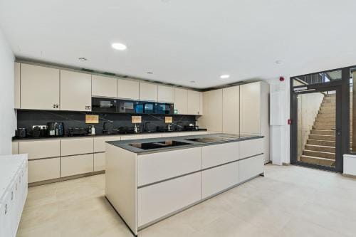 Comfort & Style in Vibrant Luxembourg Coliving Inn in Luxembourg