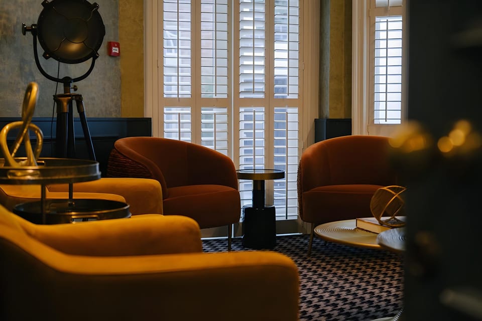 Bar/lounge