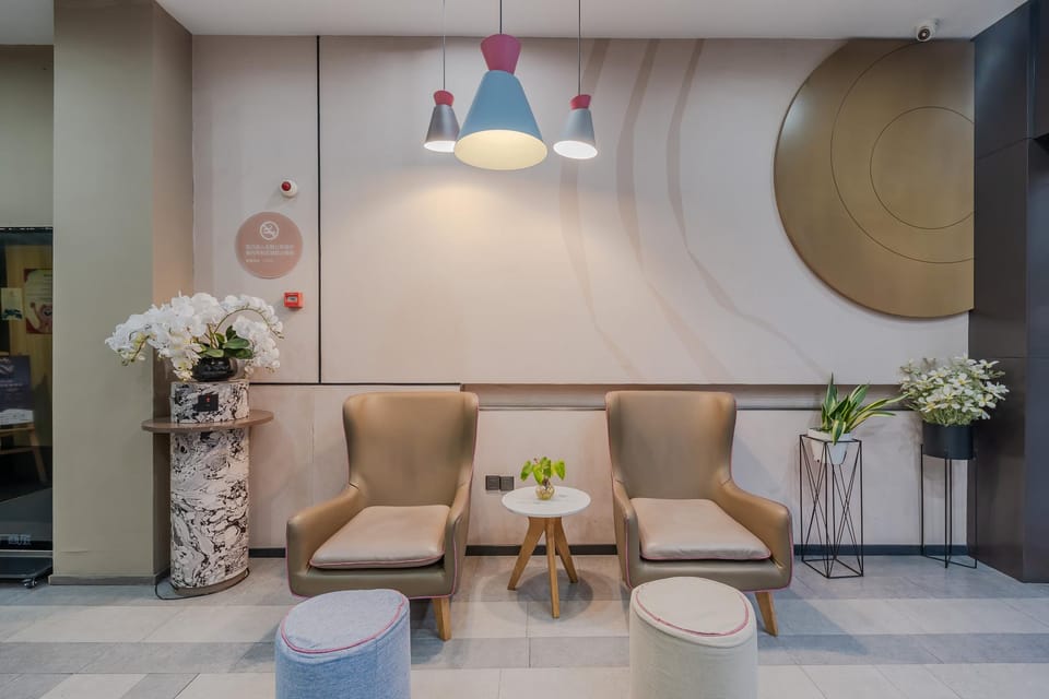 Home Inn Neo Hangzhou Wulin Square Chaohui Road Canal Hotel in Hangzhou