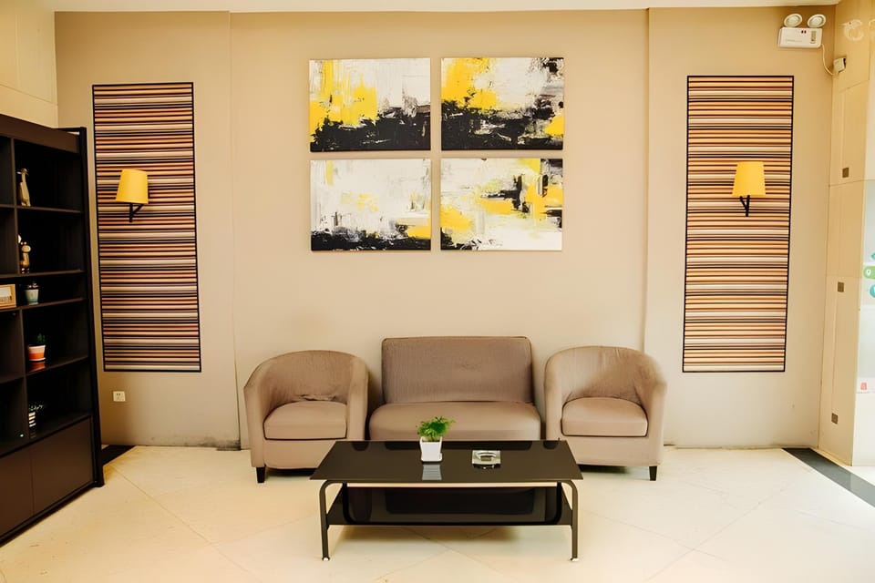 Home Inn Neo Hangzhou West Lake Lakeside Broken Bridge Scenic Area Baochu Road Hotel in Hangzhou