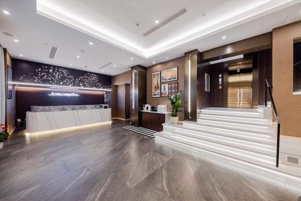 Home Inn Neo Hangzhou West Lake Lakeside Broken Bridge Scenic Area Baochu Road Hotel in Hangzhou