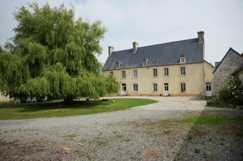 Chambre Des Pres a la ferme de Franqueville Hotel in Normandy