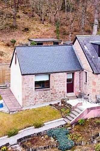 Luichart Lodge Hotel in Scotland