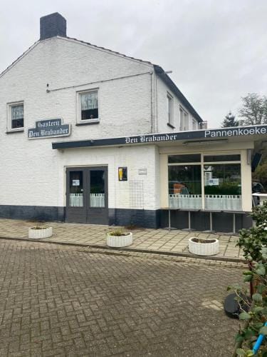 Gasterij de Brabander Hotel in Limburg (province)