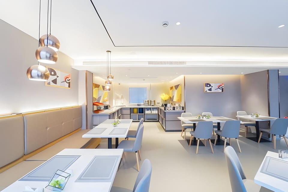 Home Inn Style Shanghai Lujiazui Software Park Lancun Road Metro Station Hotel in Shanghai