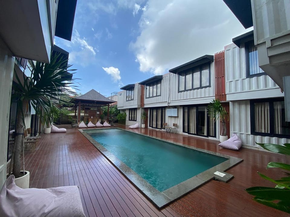 Allende Canggu Hotel in North Kuta