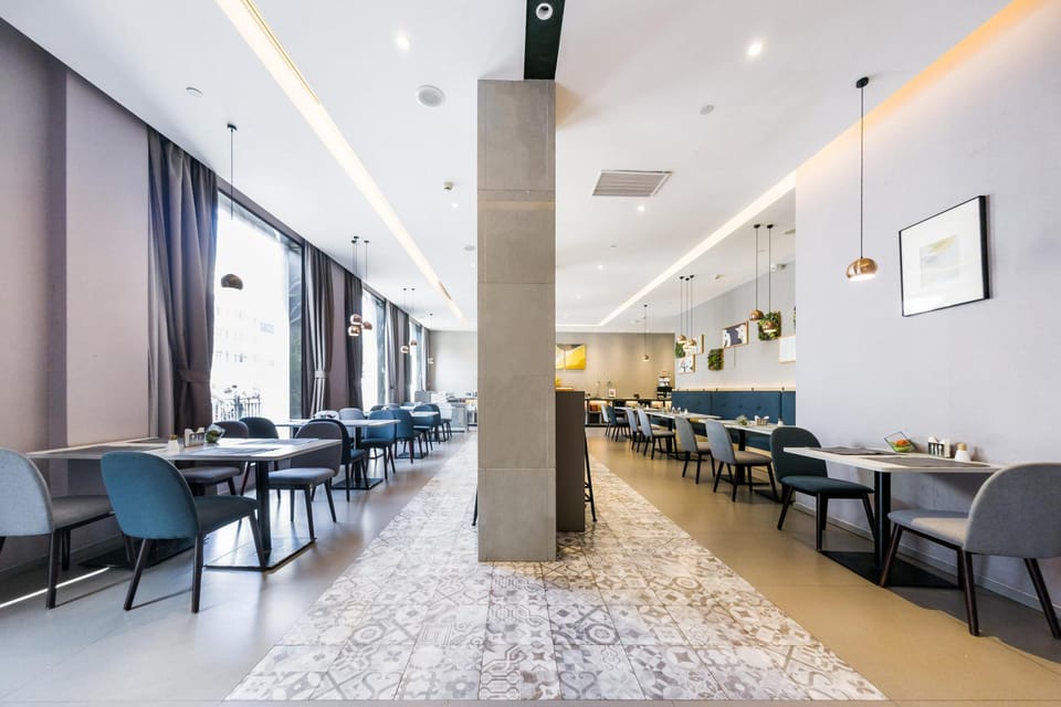 Home Inn Style Shanghai North Sichuan Road Baoshan Road Metro Station Hotel in Shanghai