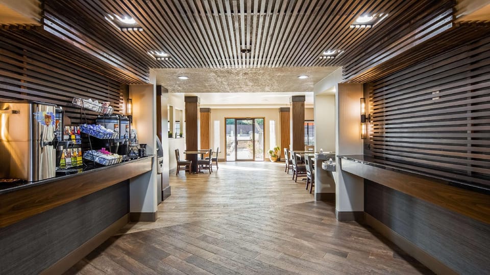 Best Western Plus Hill Country Suites Hotel in San Antonio