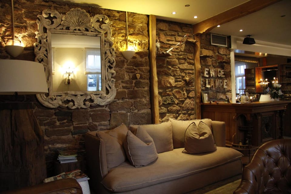 Zur Ewigen Lampe Romantisches Landhotel & Restaurant Hotel in Rhineland-Palatinate