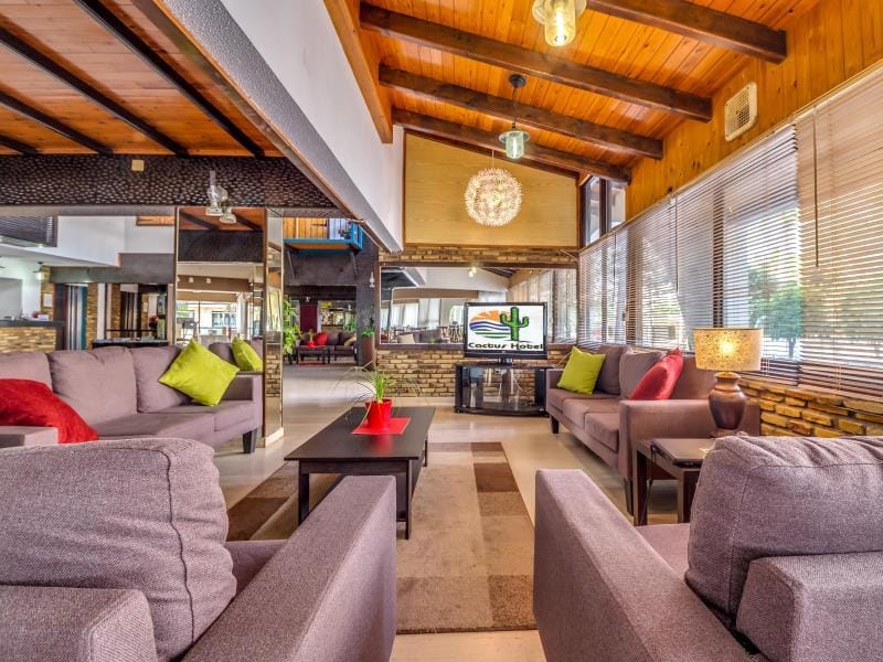 Cactus Hotel in Larnaca