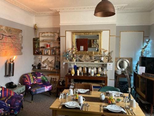 Kelston Guest House Hotel in Weymouth