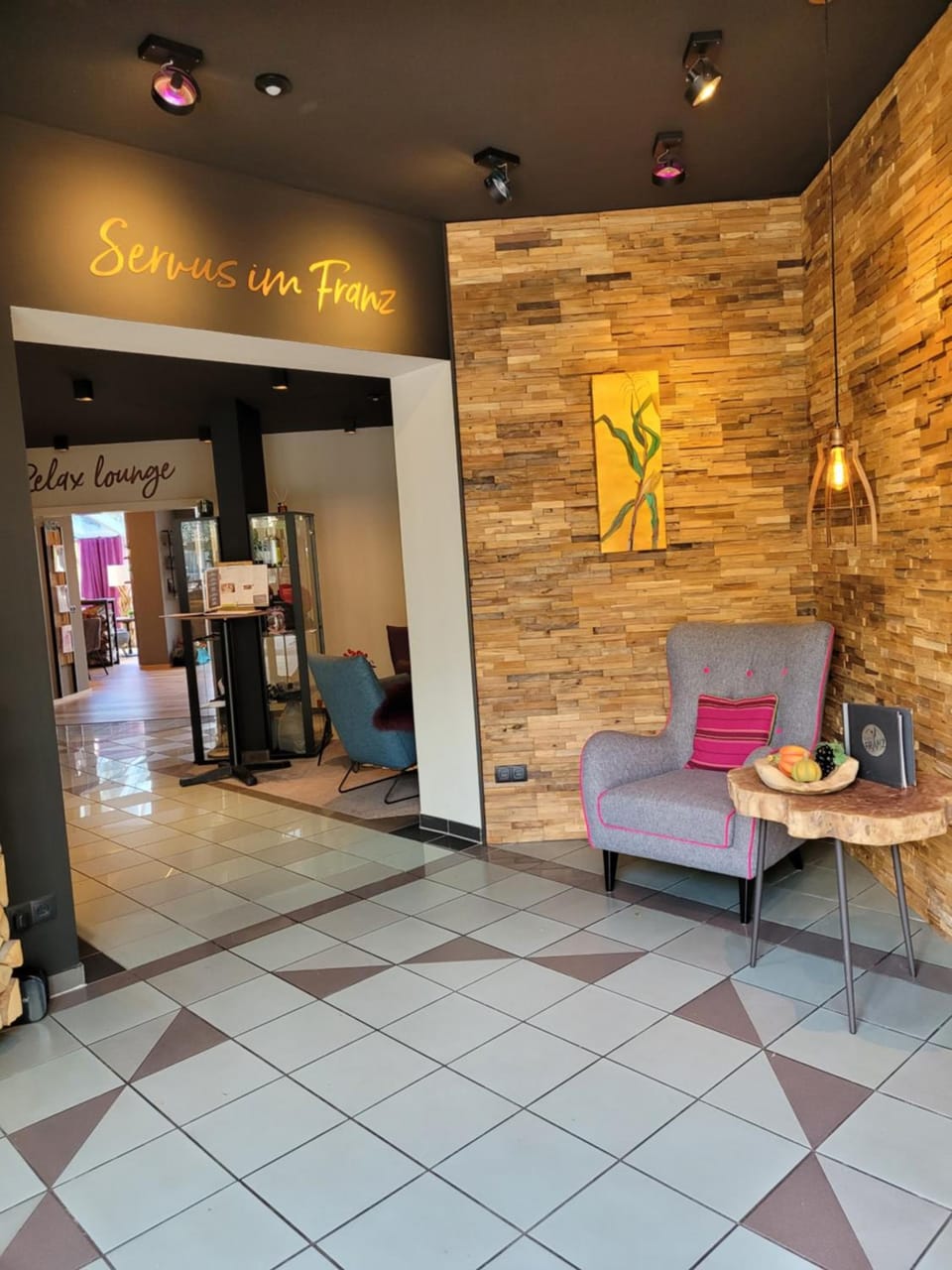 Hotel Dein Franz - Bistro, Kaffeebar & Outdoor-Lounge - Hotel in Upper Austria