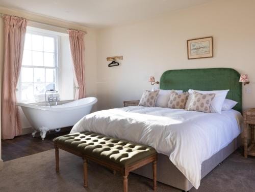 The Black Bull Hotel Hotel in England