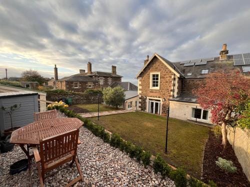 The Garden Rooms Hotel in Dundee