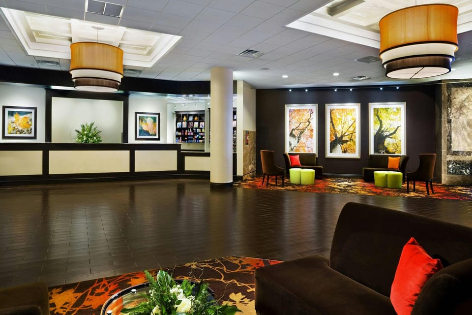 Sheraton Springfield Monarch Place Hotel Hotel in West Springfield
