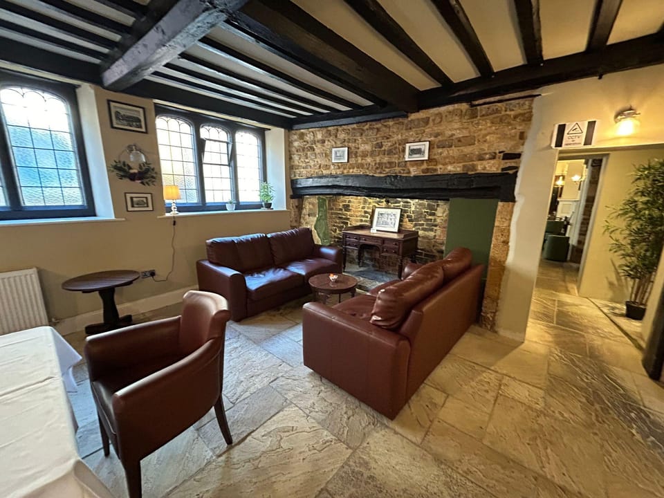 The Hind Hotel Hotel in Wellingborough
