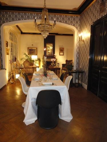 Manoir le Louis XXI Hotel in Hauts-de-France