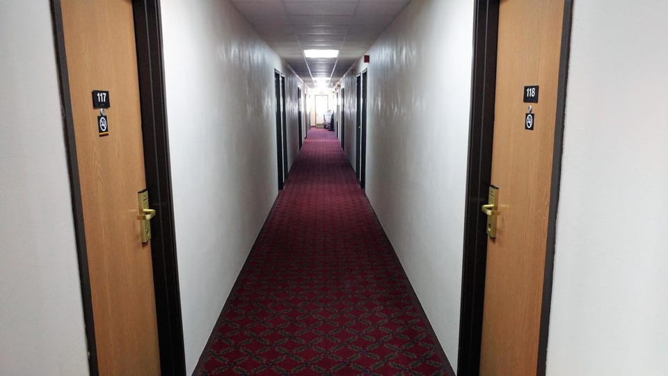 Red Carpet Inn Windom Hotel in Minnesota