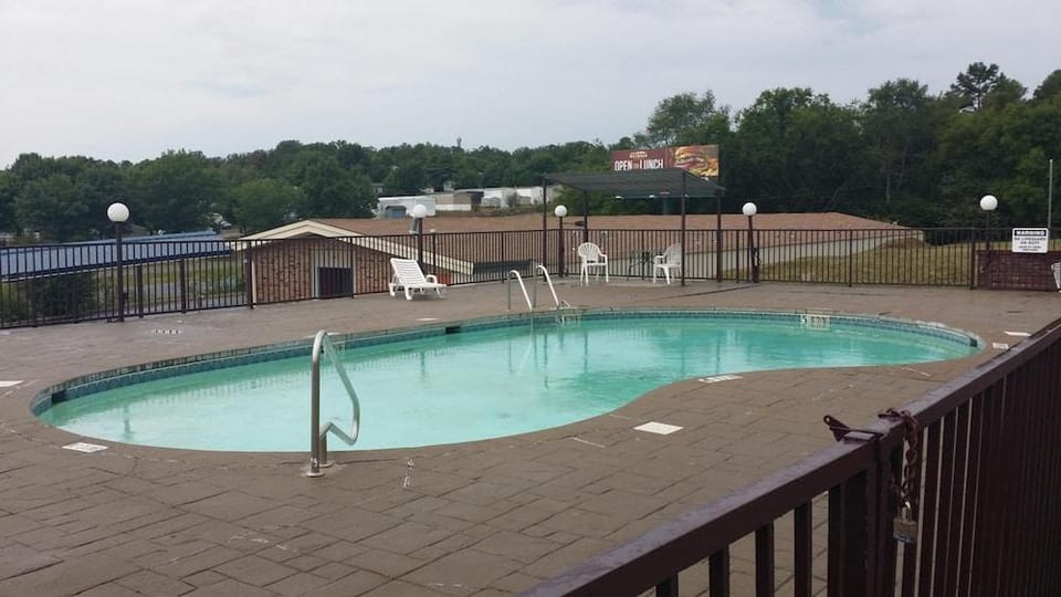 Red Carpet Inn Hotel in Hot Springs