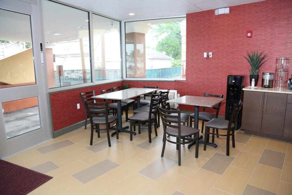 Bar/lounge