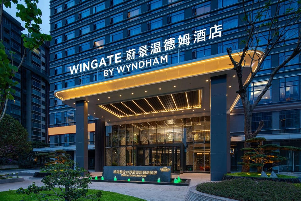 Wingate by Wyndham Zhuhai Gongbei Port Hotel in Guangdong