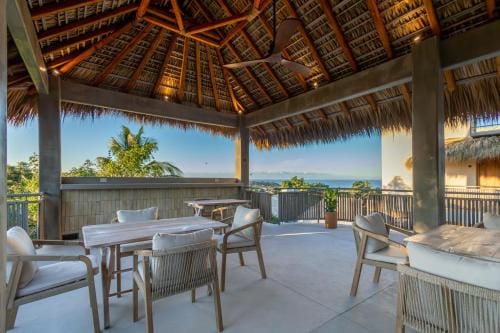 Casa Los Dichos Hotel in Brisas de Zicatela